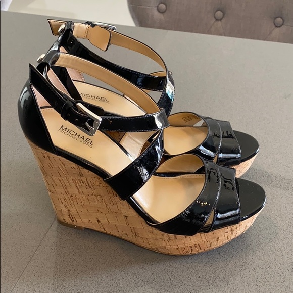 Michael Michael Kors Black Patent Wedges, Size 8 - Picture 1 of 11